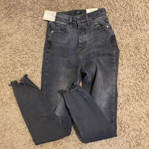 Skinny Black Jeans